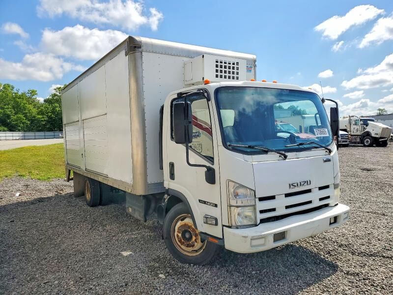 2014 ISUZU NQR/NRR