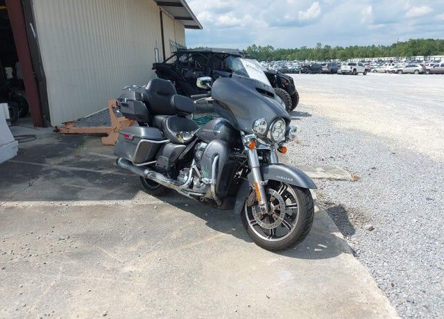 2022 HARLEY DAVIDSON FLHTK / ULTRA LIMITED