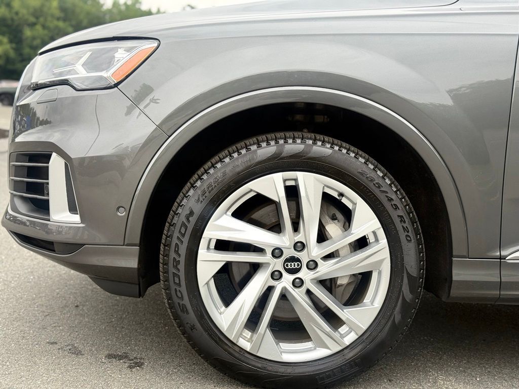 2022 Audi Q7