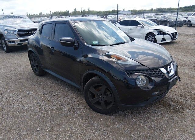 2015 NISSAN Juke