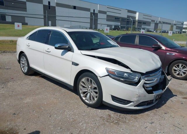 2015 FORD Taurus