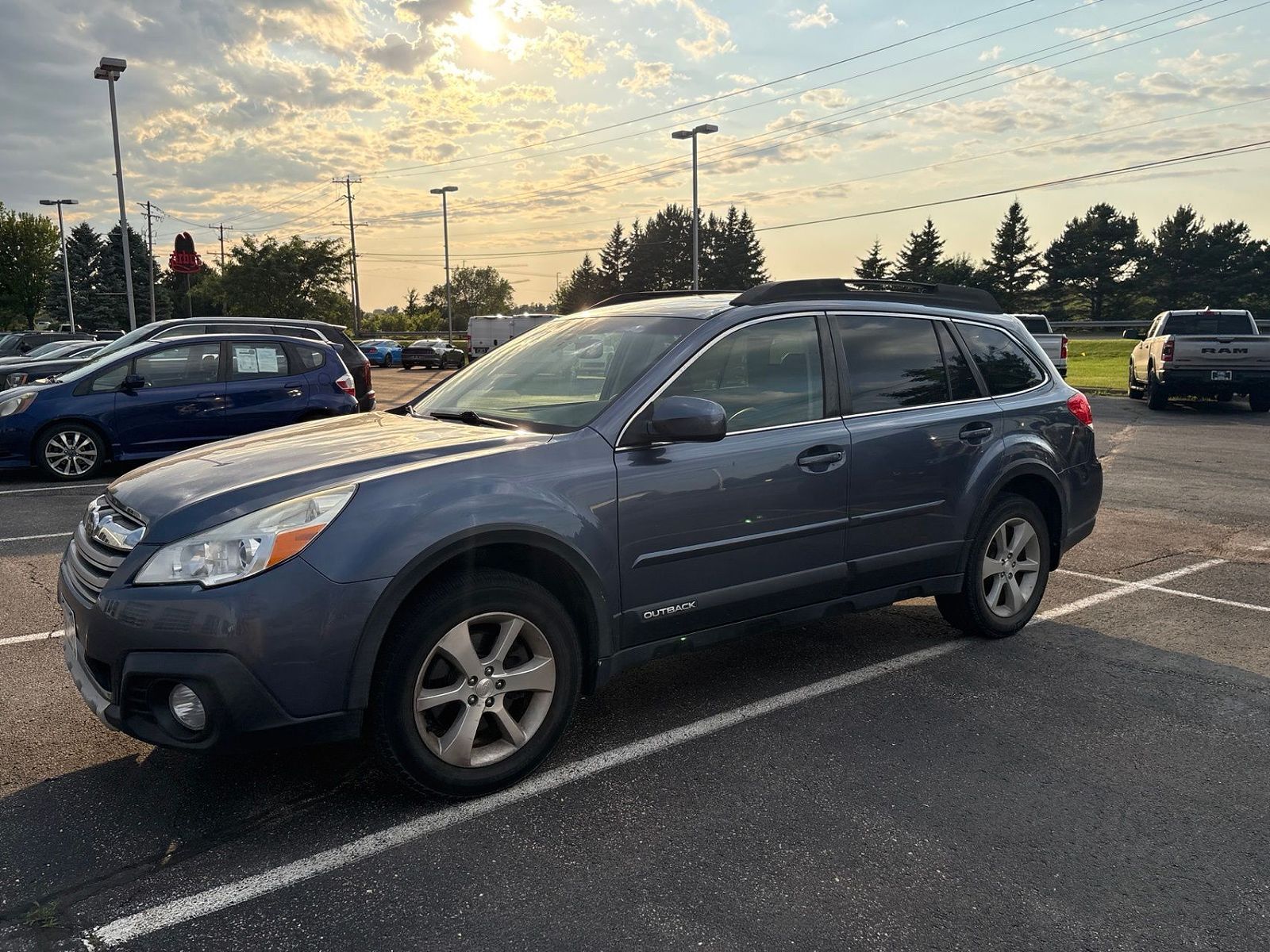 2014 SUBARU Outback