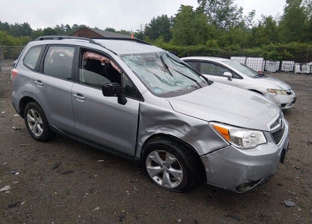 2015 SUBARU Forester