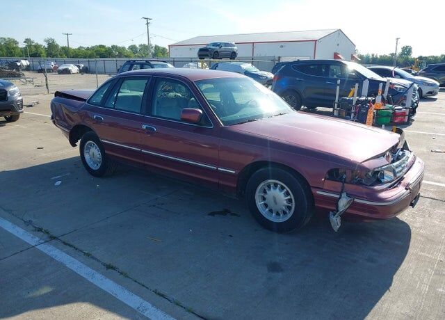 1996 FORD Crown Victoria