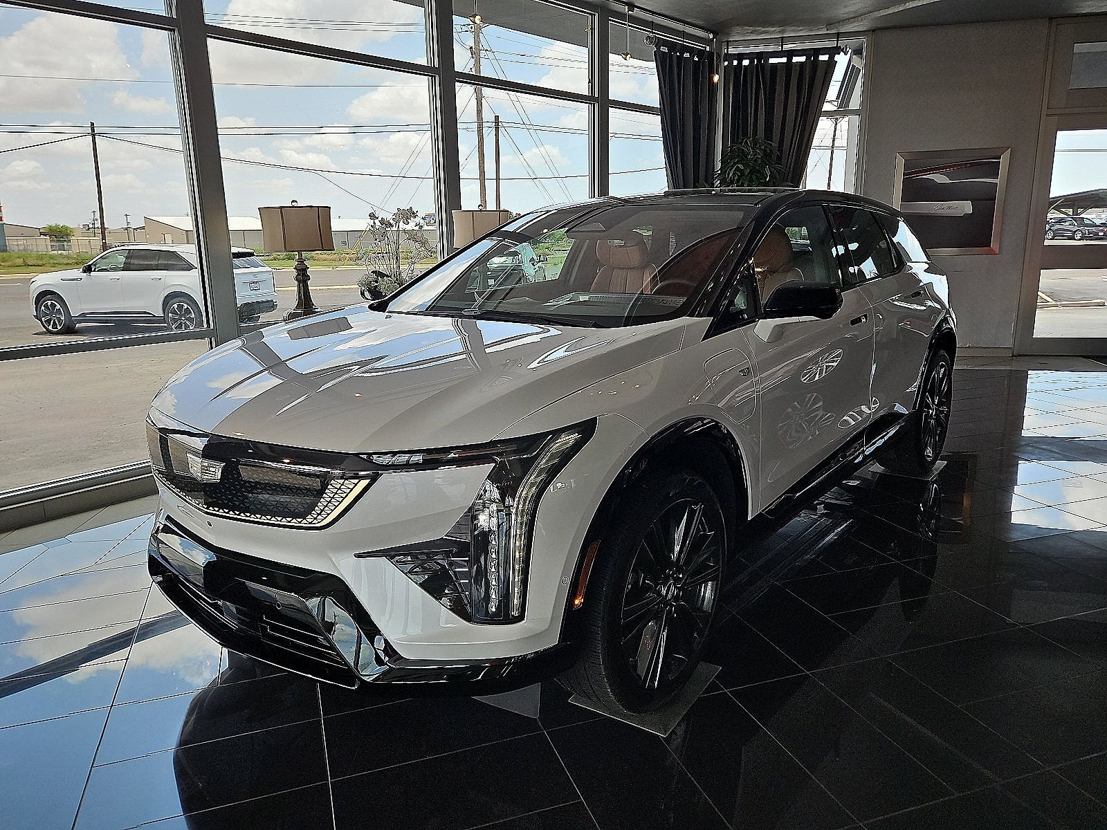 2025 CADILLAC Optiq