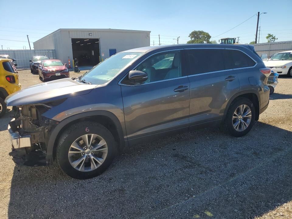 2015 TOYOTA Highlander