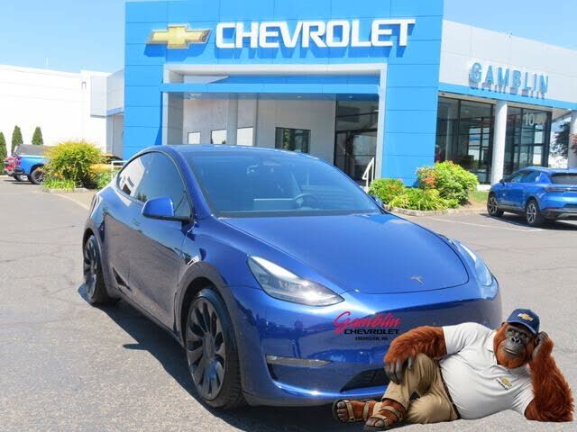 2022 TESLA Model Y