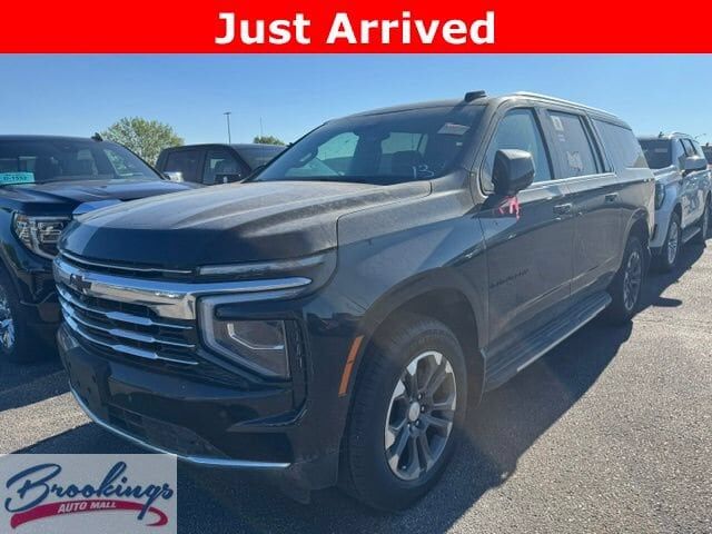 2025 CHEVROLET Suburban