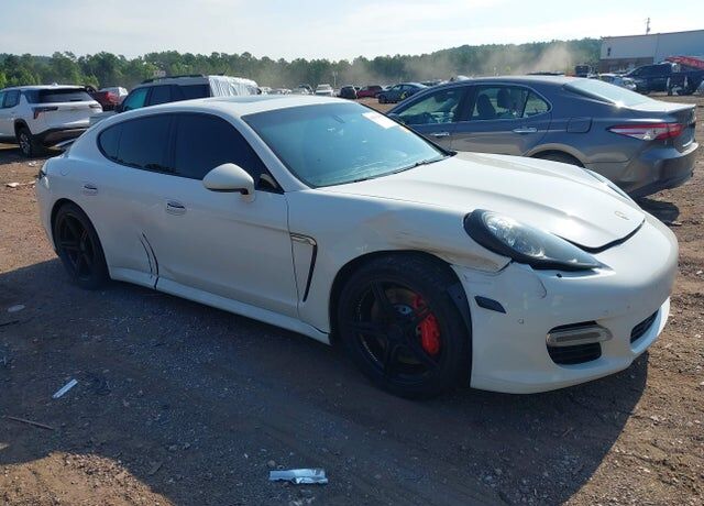 2012 PORSCHE Panamera
