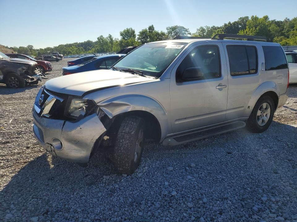 2011 NISSAN Pathfinder