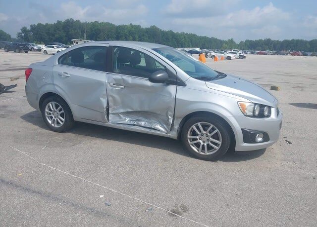 2012 CHEVROLET Sonic