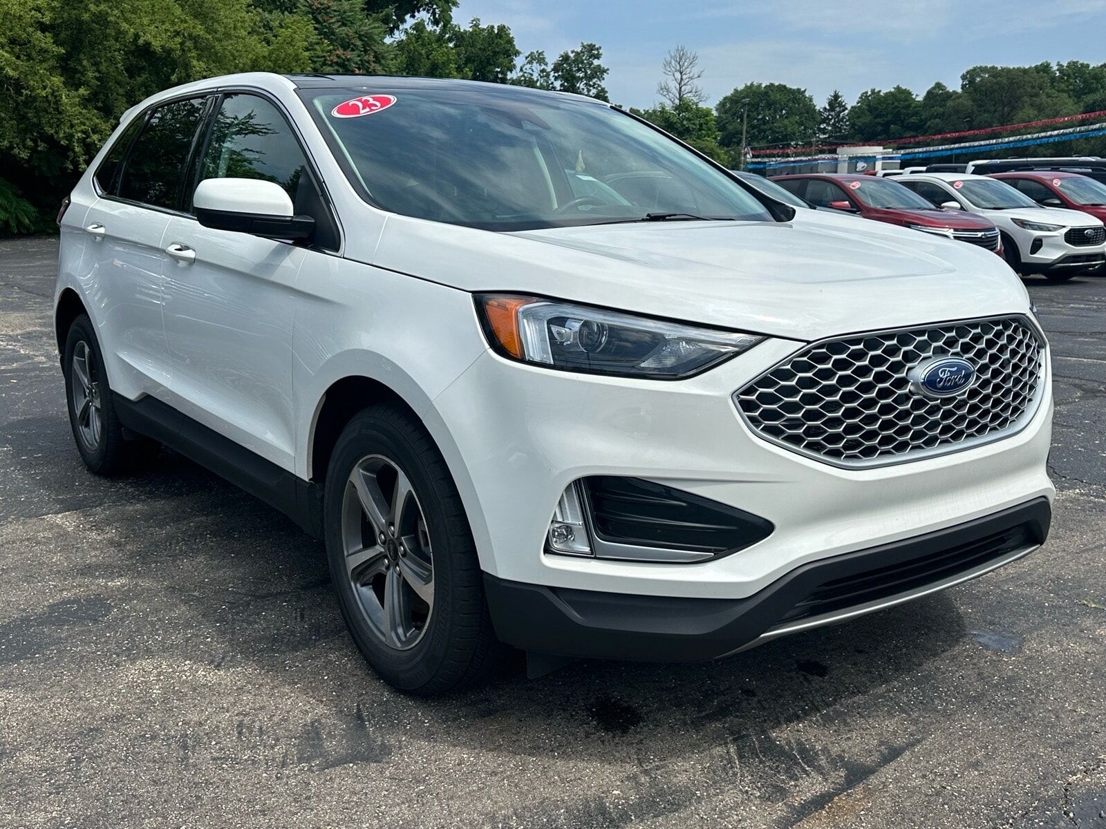 2023 FORD Edge