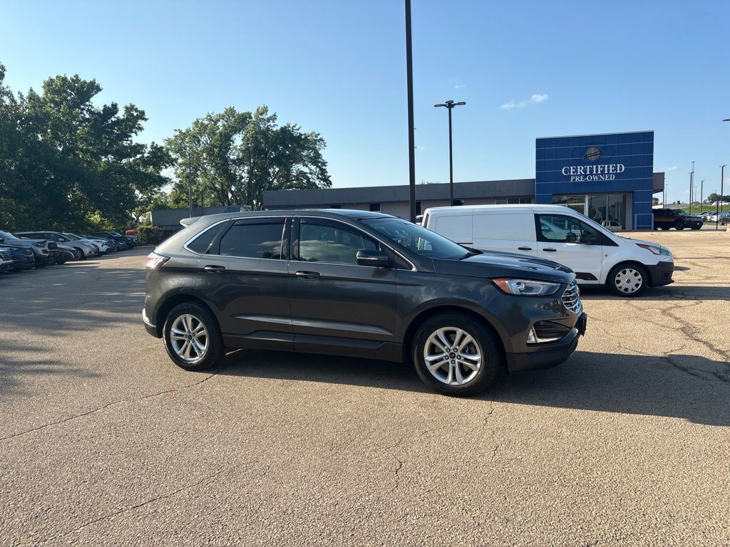 2019 FORD Edge