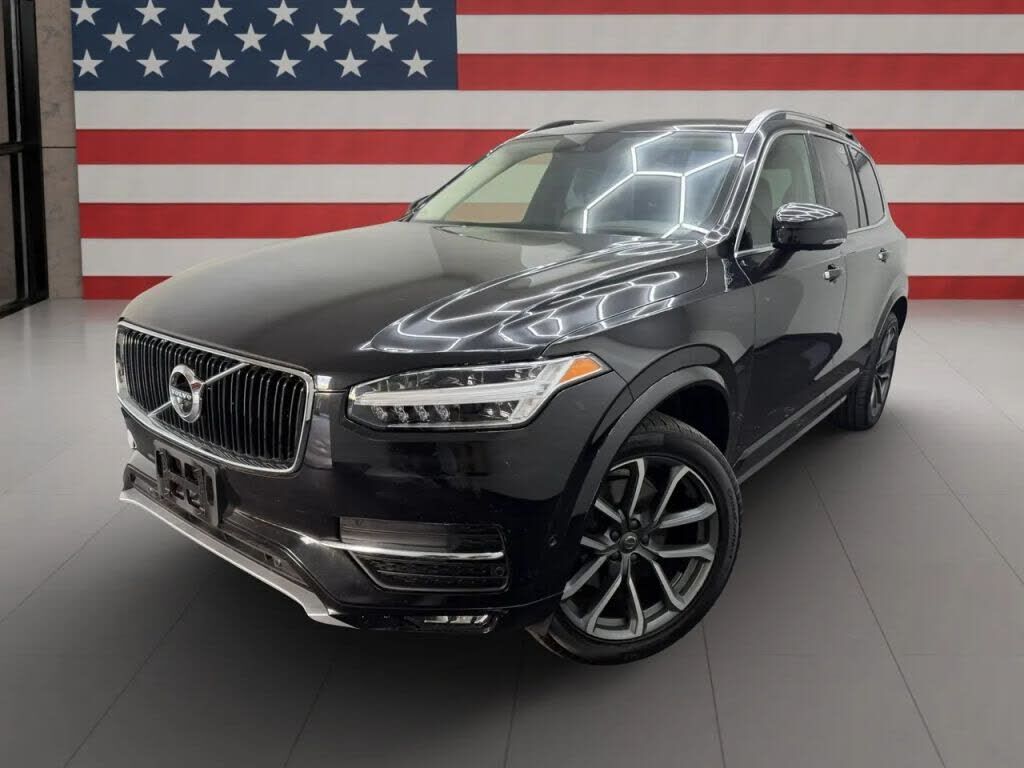 2017 VOLVO XC90