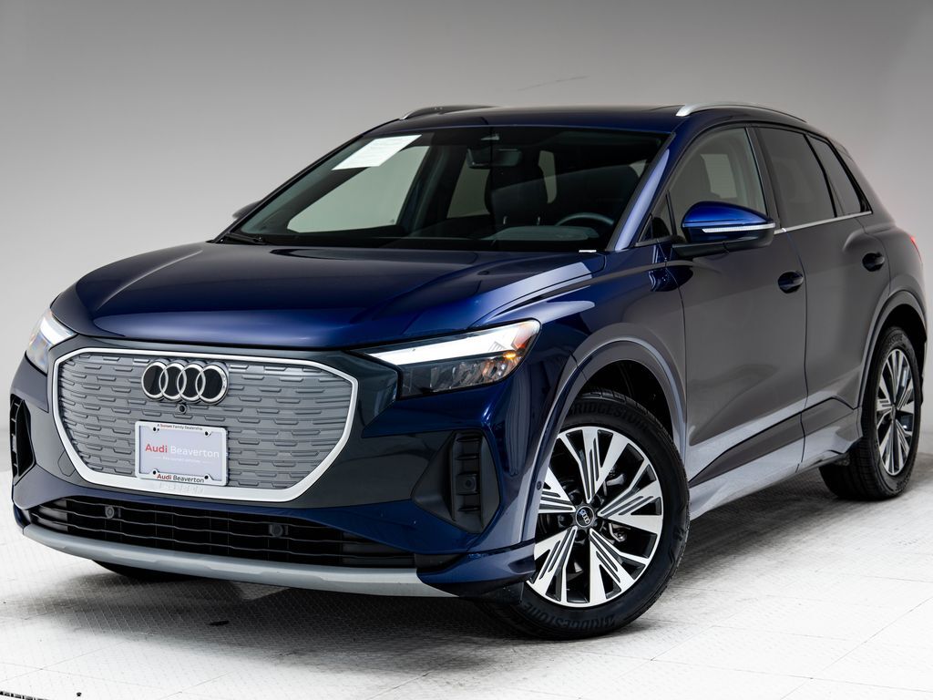 2023 AUDI Q4