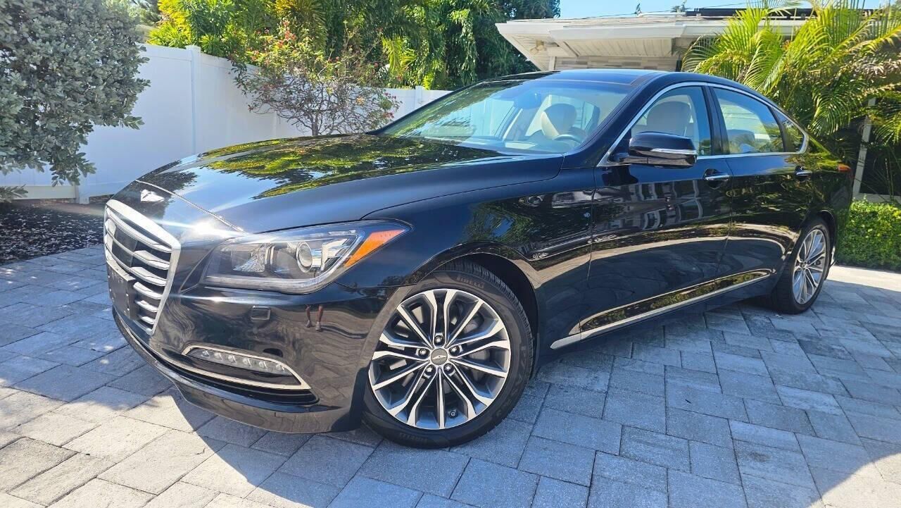 2016 HYUNDAI Genesis