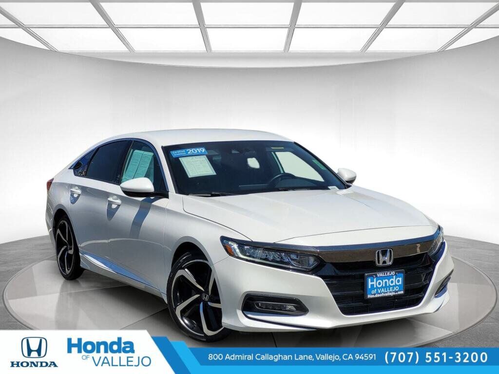 2019 HONDA Accord