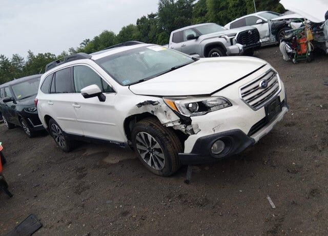 2017 SUBARU Outback