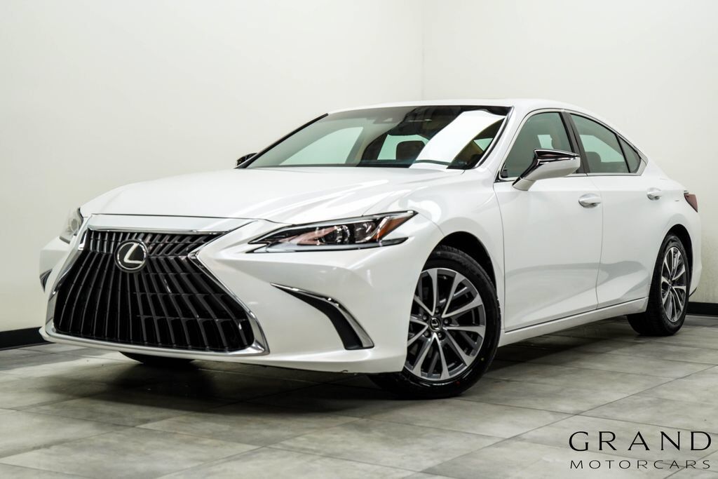 2022 LEXUS ES