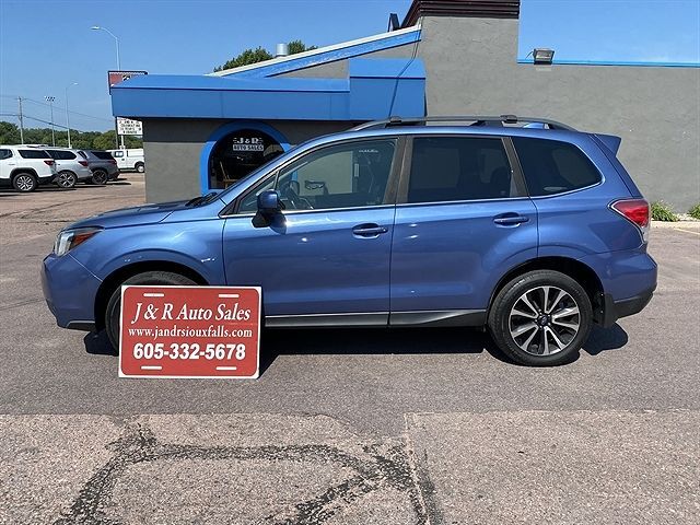 2017 SUBARU Forester