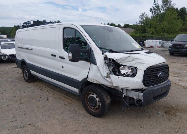 2018 FORD Transit