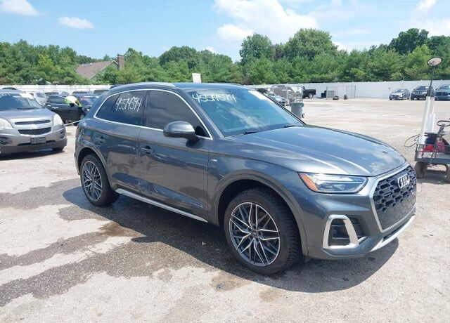 2022 AUDI Q5