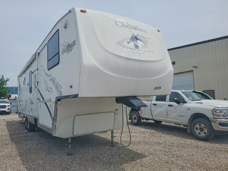 2006 FOREST RIVER Cherokee Toy Hauler