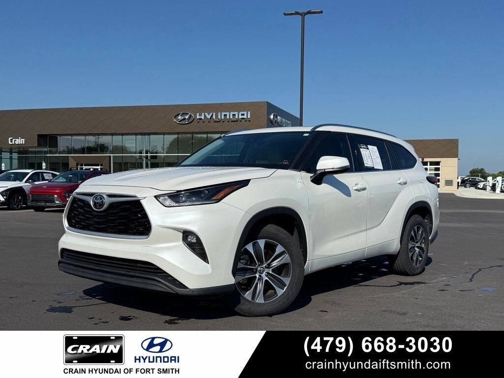 2021 TOYOTA Highlander