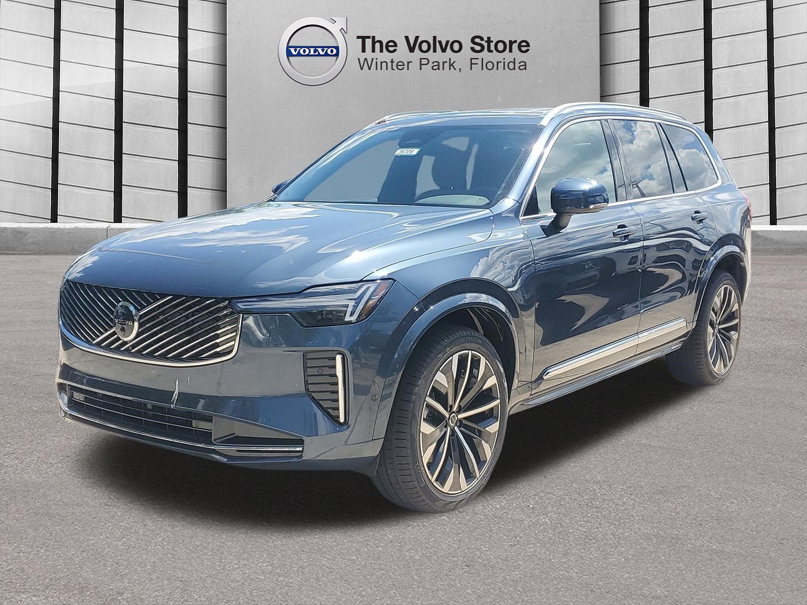2026 VOLVO XC90