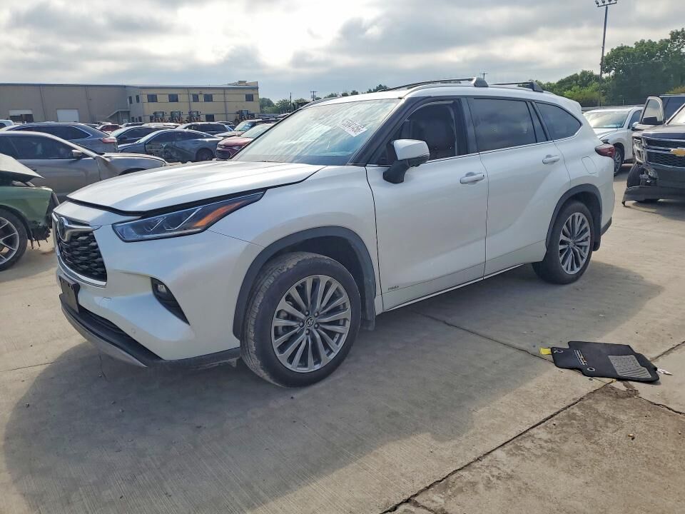 2025 TOYOTA Highlander