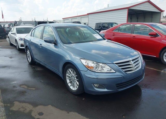 2011 HYUNDAI Genesis
