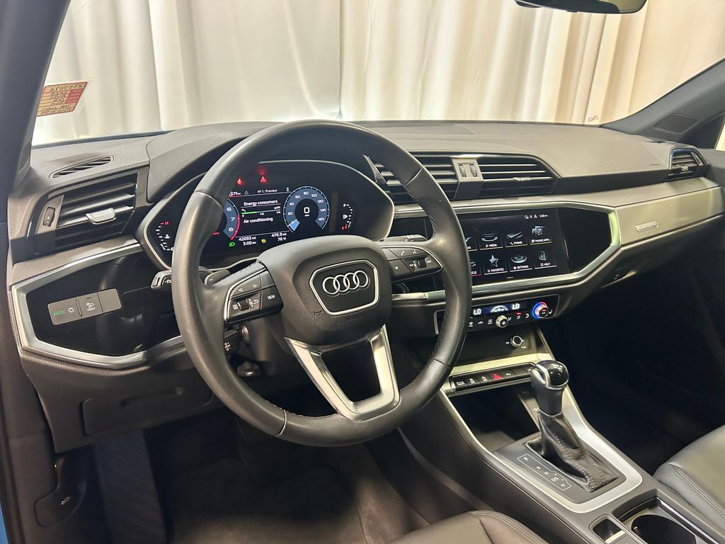 2023 Audi Q3