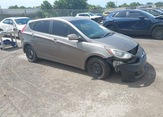 2014 HYUNDAI Accent