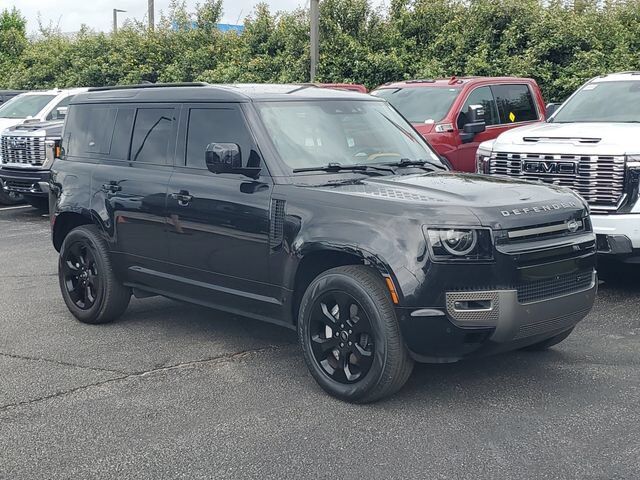 2023 LAND ROVER Defender
