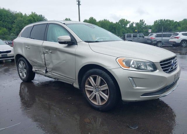 2017 VOLVO XC60