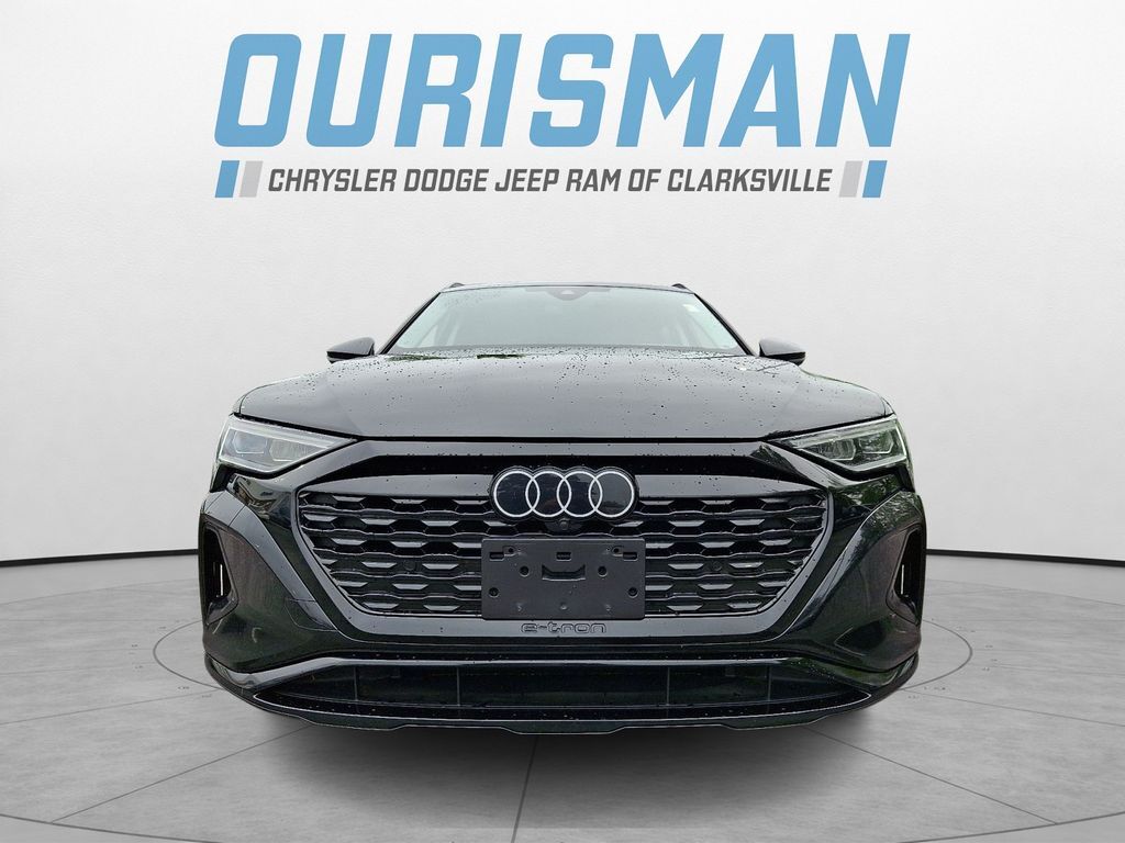 2024 Audi Q8
