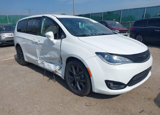 2020 CHRYSLER Pacifica