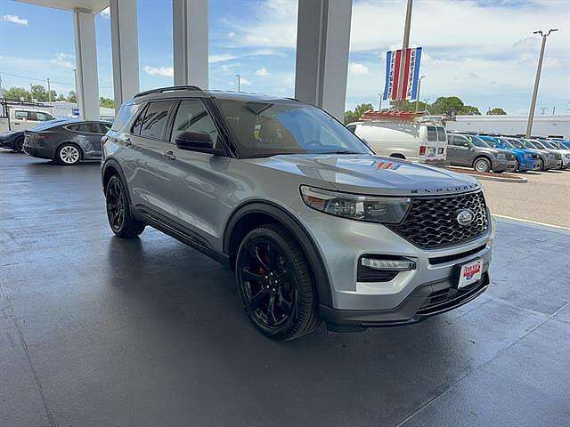 2022 FORD Explorer