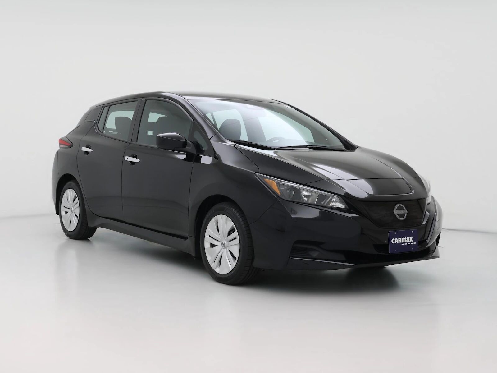 2025 NISSAN Leaf