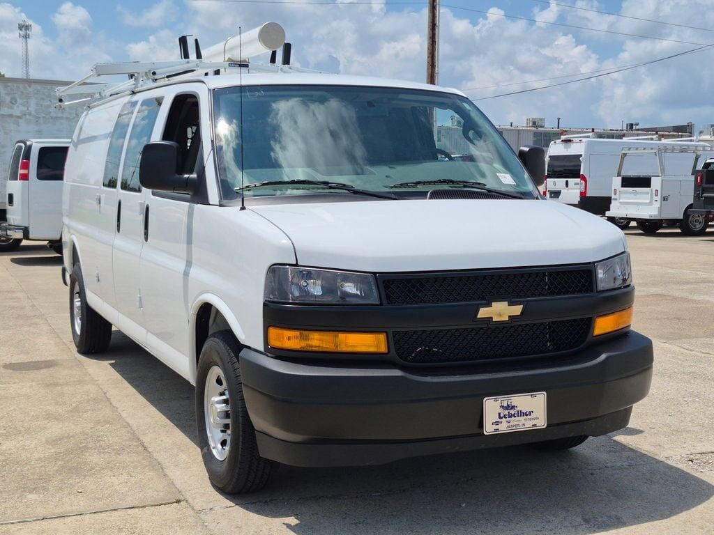 2026 CHEVROLET Express