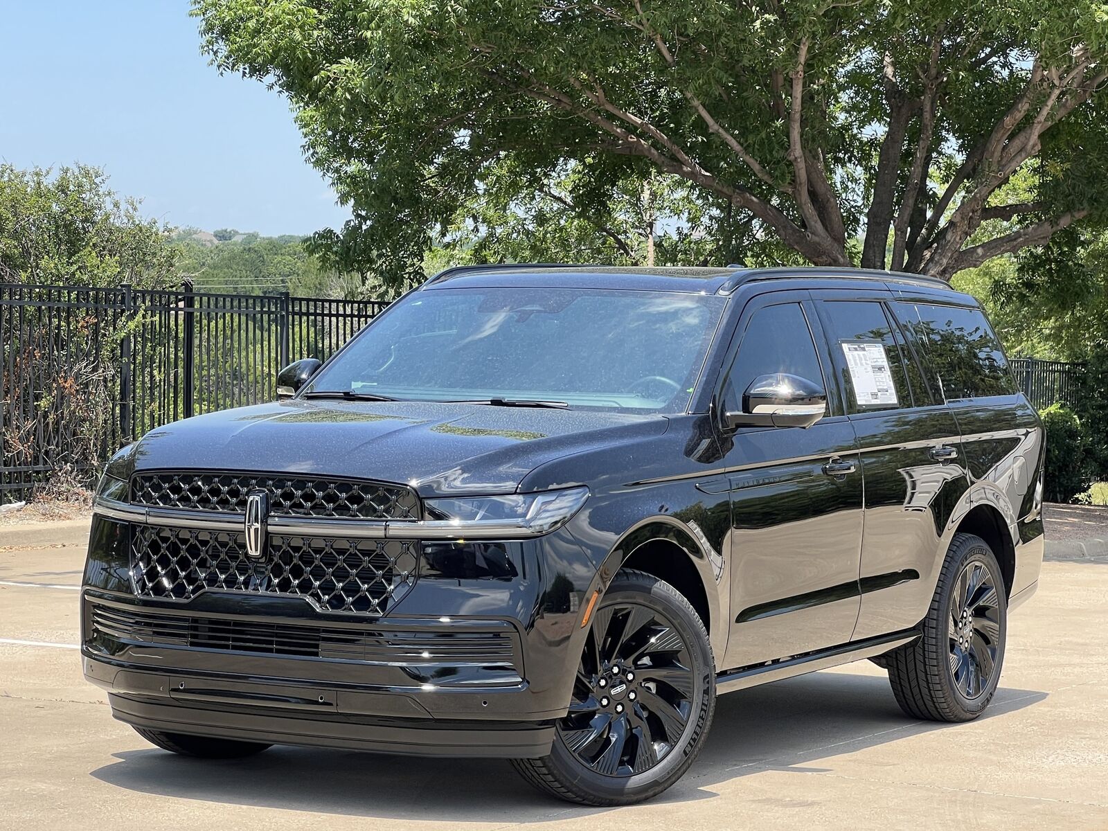2027 LINCOLN Navigator