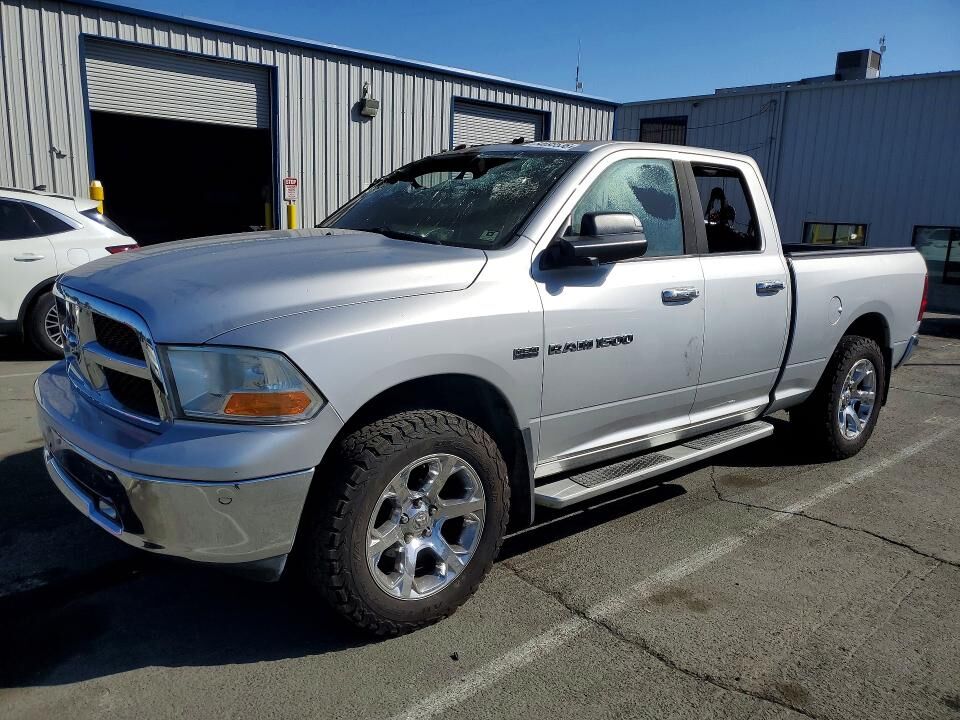 2011 DODGE Ram