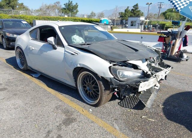 2015 TOYOTA Scion