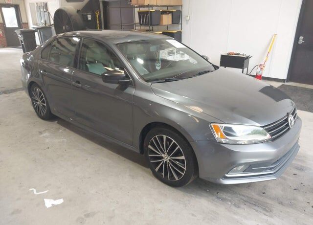 2016 VOLKSWAGEN Jetta