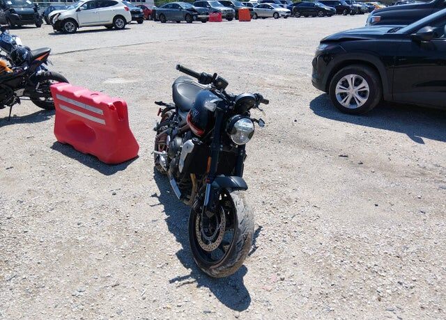2022 TRIUMPH Trident