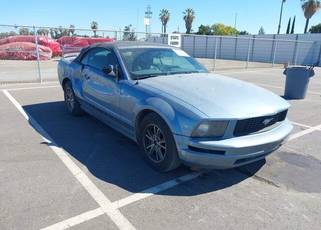 2005 FORD Mustang