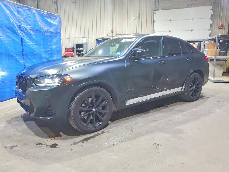 2023 BMW X4
