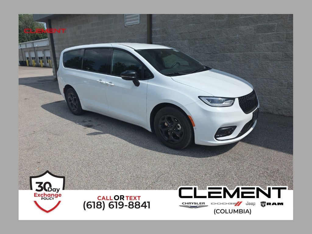 2024 CHRYSLER Pacifica