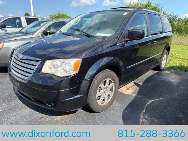 2010 CHRYSLER Town and Country