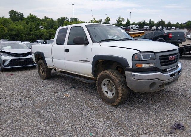 2005 GMC Sierra